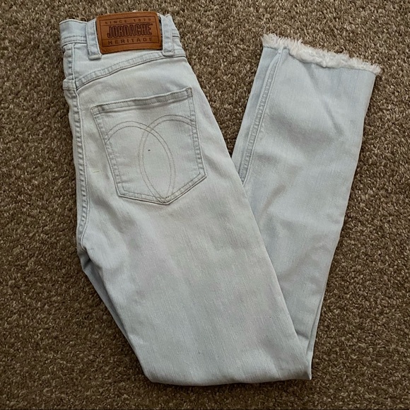 Light Wash Distressed Skinny Jeans - Picture 3 of 3